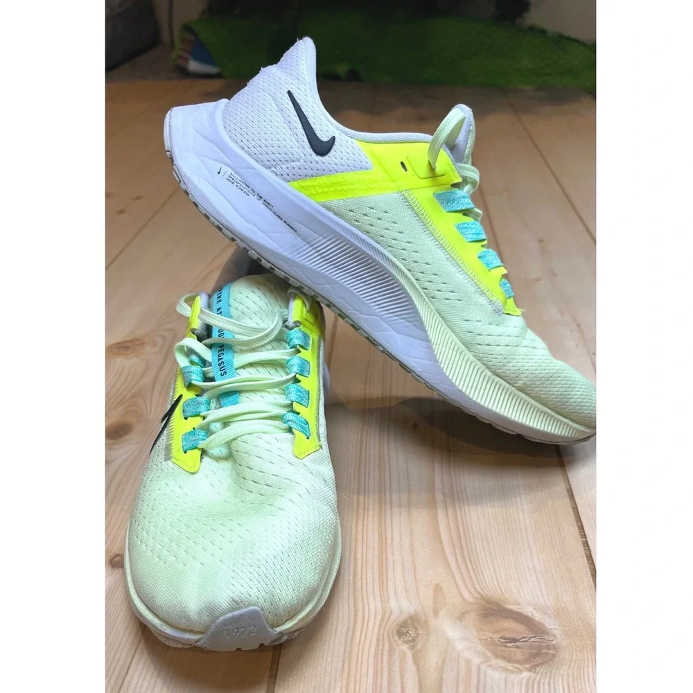 Nike Air Zoom Pegasus‎ 38 Barely Volt Black Running Shoes CW7358-700 Womens 9.5